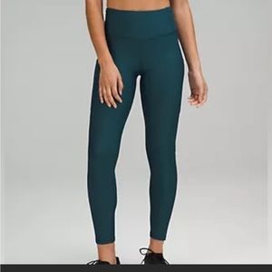 NWT Lululemon fast and free fleece insulated tight